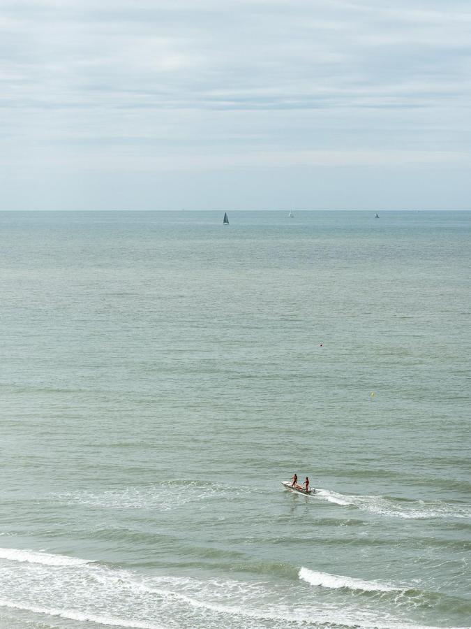 Sea You Soon - Appartement Met Toplocatie Op De Zeedijk Met 2 Slaapkamers Middelkerke Exterior photo