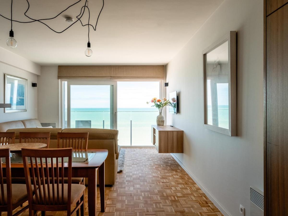Sea You Soon - Appartement Met Toplocatie Op De Zeedijk Met 2 Slaapkamers Middelkerke Exterior photo